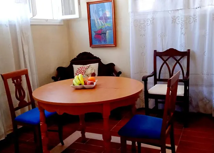 Loukas Kontos Traditional House
