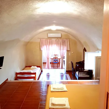 Loukas Kontos Traditional House Emporio  Exterior photo